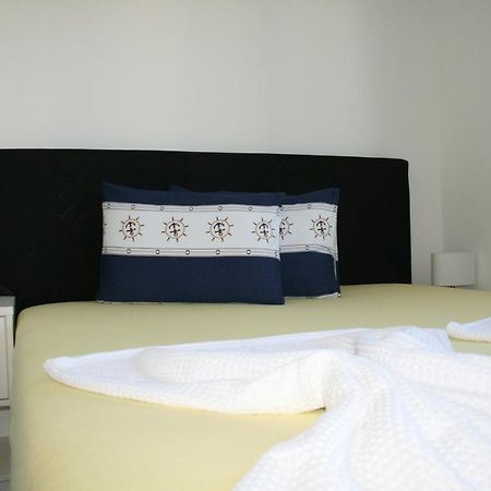 White Anchor Apartment Водице Екстериор снимка
