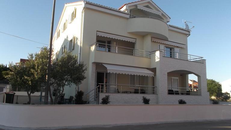 White Anchor Apartment Водице Екстериор снимка