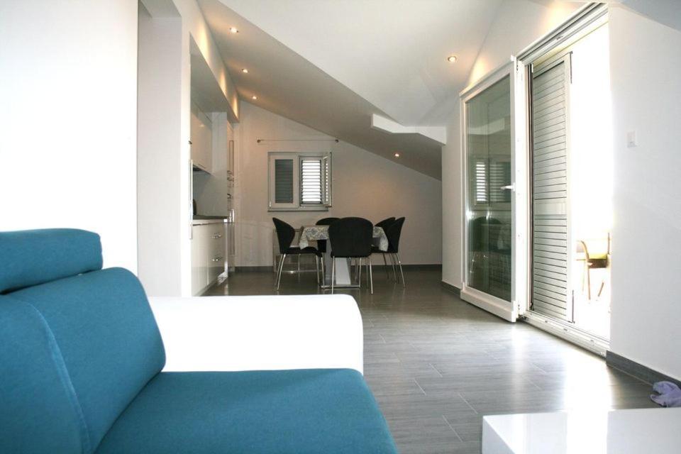 White Anchor Apartment Водице Екстериор снимка
