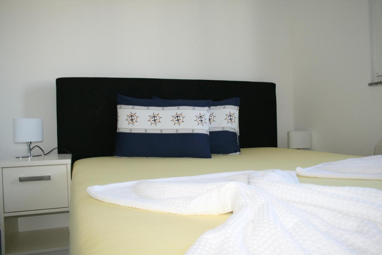 White Anchor Apartment Водице Екстериор снимка